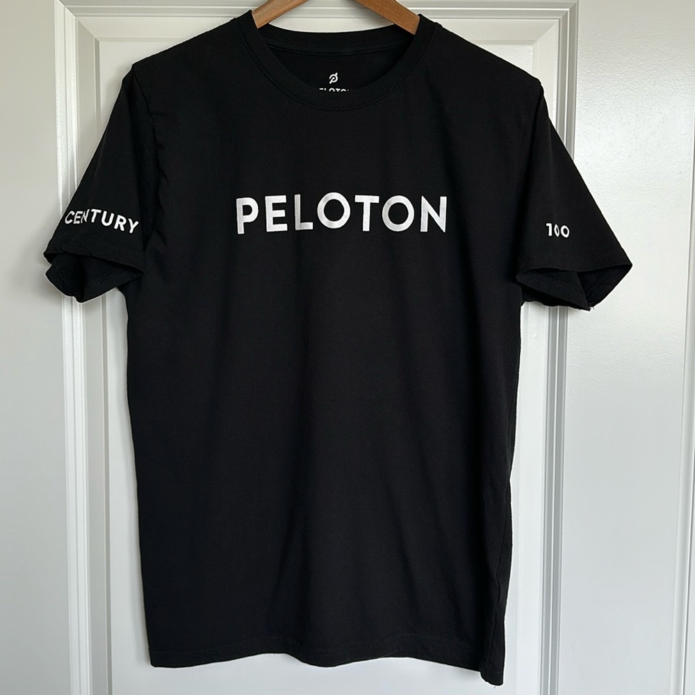 Peloton T-Shirt sz Medium Women's Century 100 Ride Celebration Cotton Tee Black